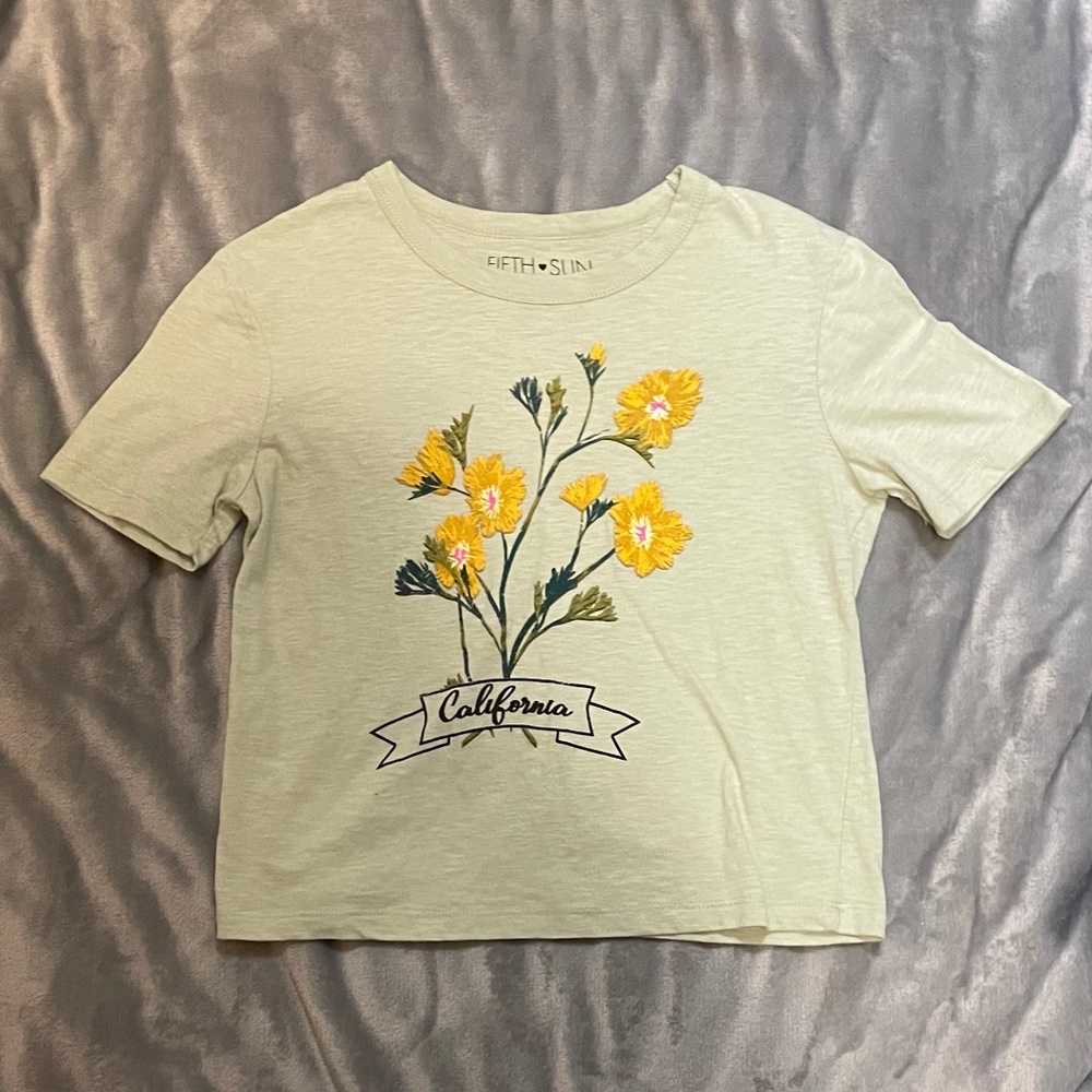 Graphic tee